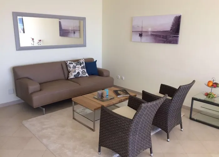 In Mit Grill- Terrasse Und Garten By Interhome * セシンブラ